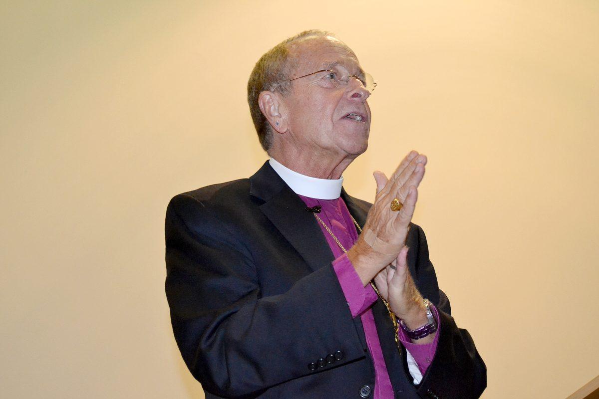 Bishop Gene Robinson, the first openly gay man to be consecrated, was awarded the 27th Annual Role Model Leader Award at Witherspoon Cinema, on Monday.&#160;