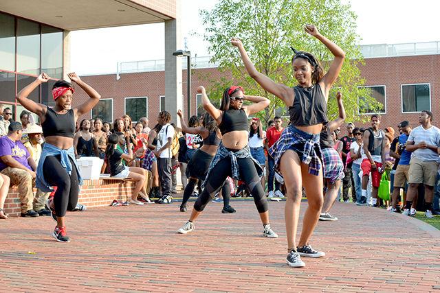 Students perform outside of Witherspoon Student Center Wednesday afternoon at the UAB Black Students Board Back to School Jam.