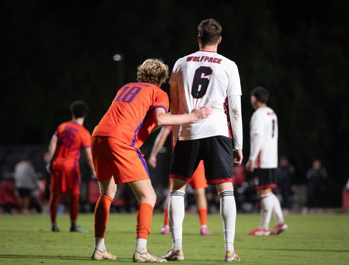 MSOCvClemson_MarkovicWatches_MH