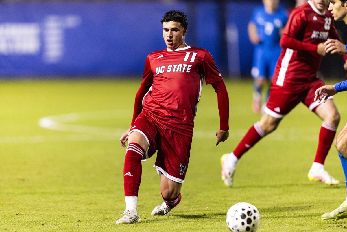 MSOCvDuke_ DeFrancescoKicks_DJR