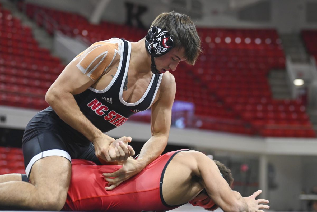 WrestleOffs_ArringtonRestrains_JH (1)