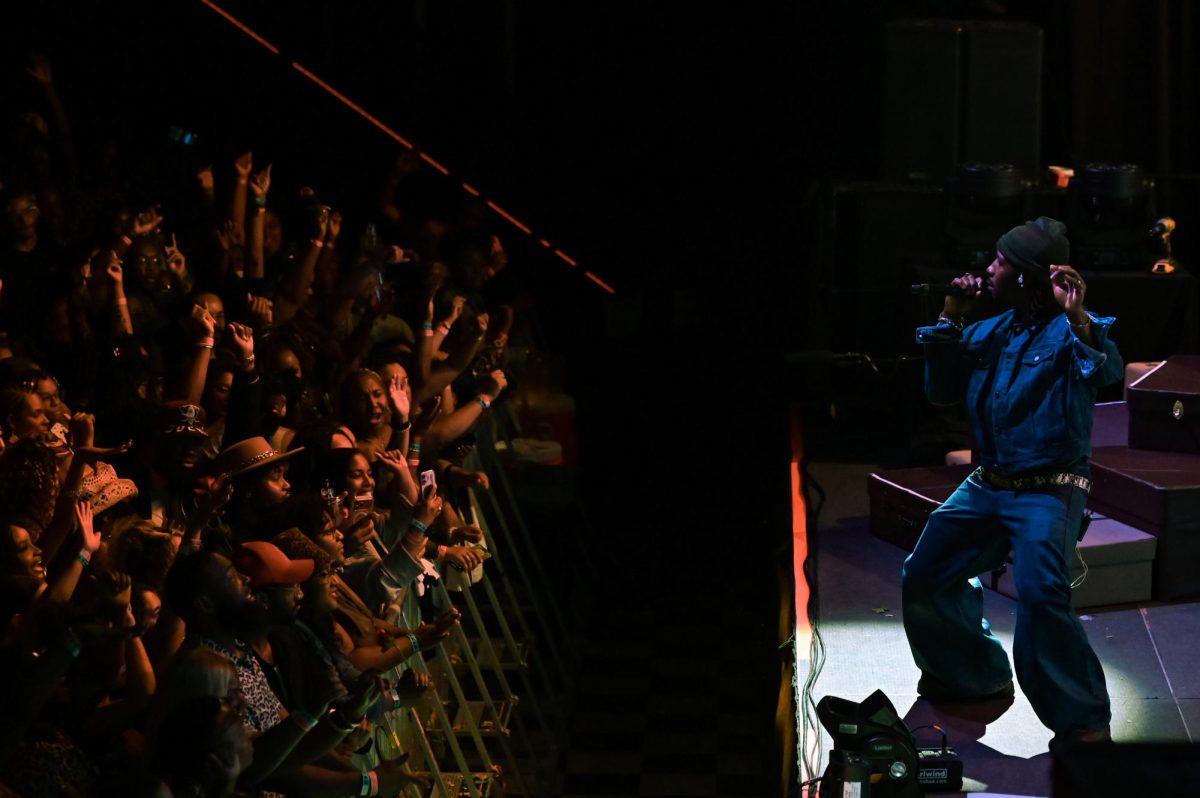 PHABO, an American R&B artist, sings for the crowd as an opening act for Ari Lennox at The Ritz Raleigh on Wednesday, June 3, 2026.